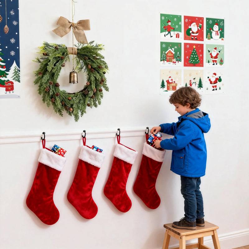 Classic Natural Pine Cone Wreath - Festive Christmas Door Hanging with Bells