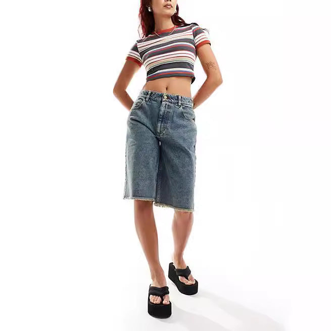 Loose and non elastic casual jeans