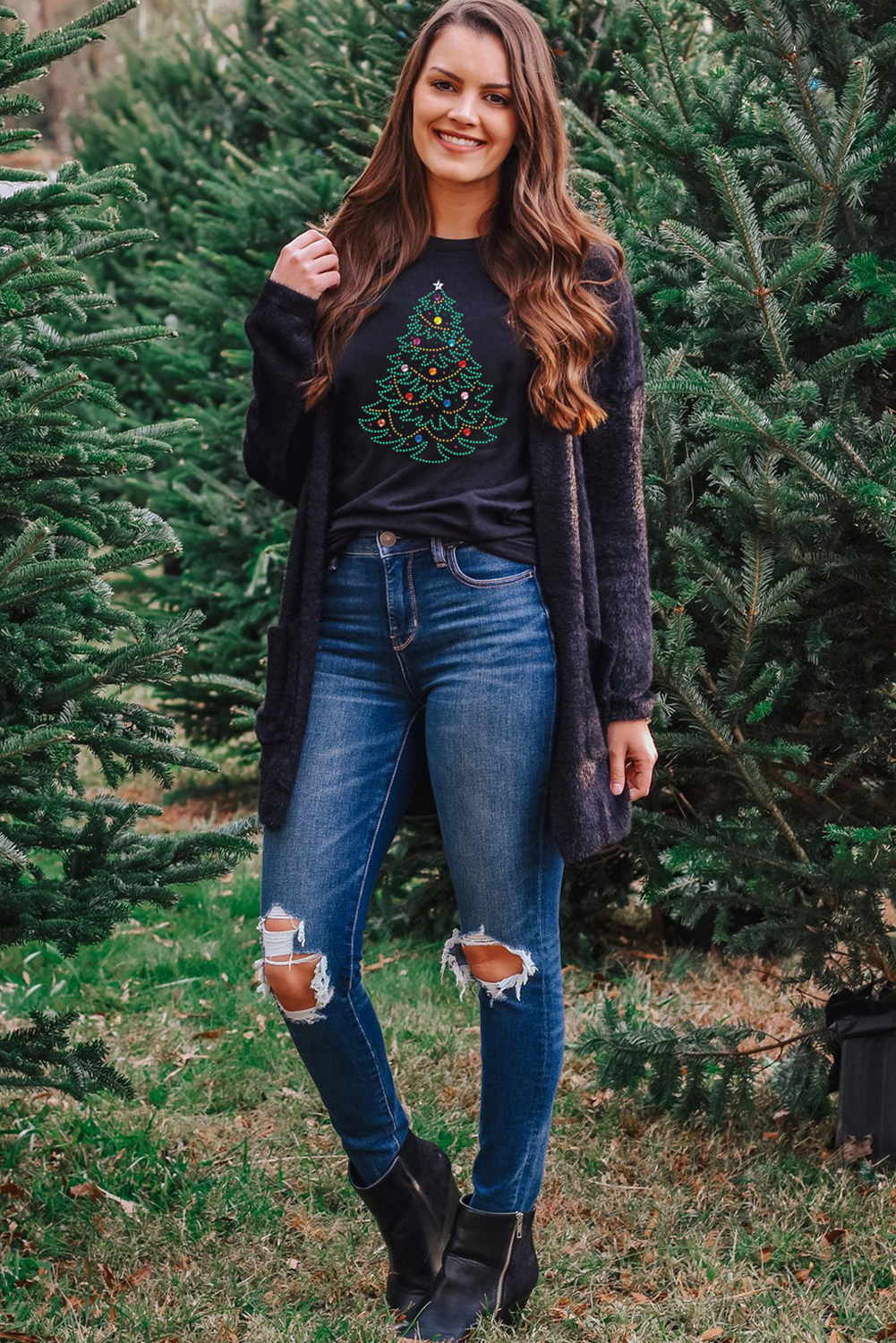 Christmas Tree Round Neck Graphic Tee