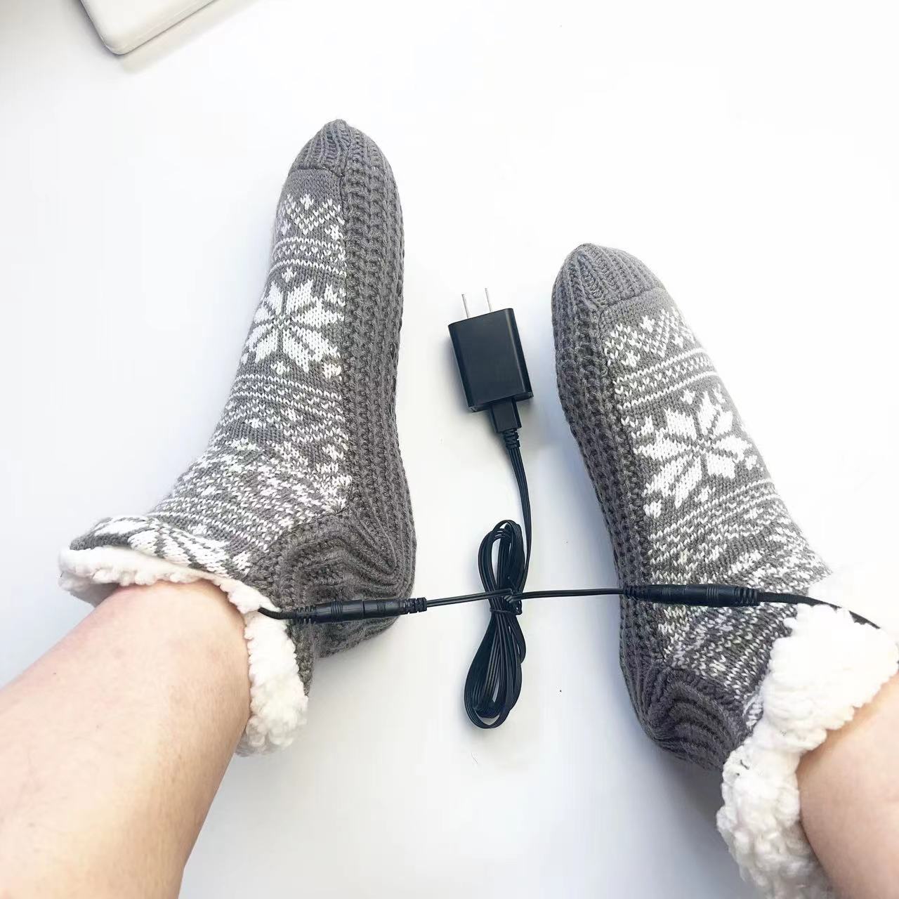 USB Home Heating Foot Warmers - Christmas Warmth Socks