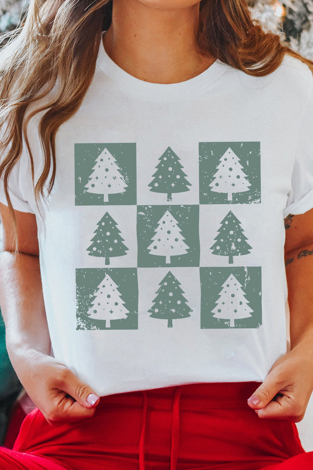 Christmas Tree Checkered Distressed Graphic Oversize Tee