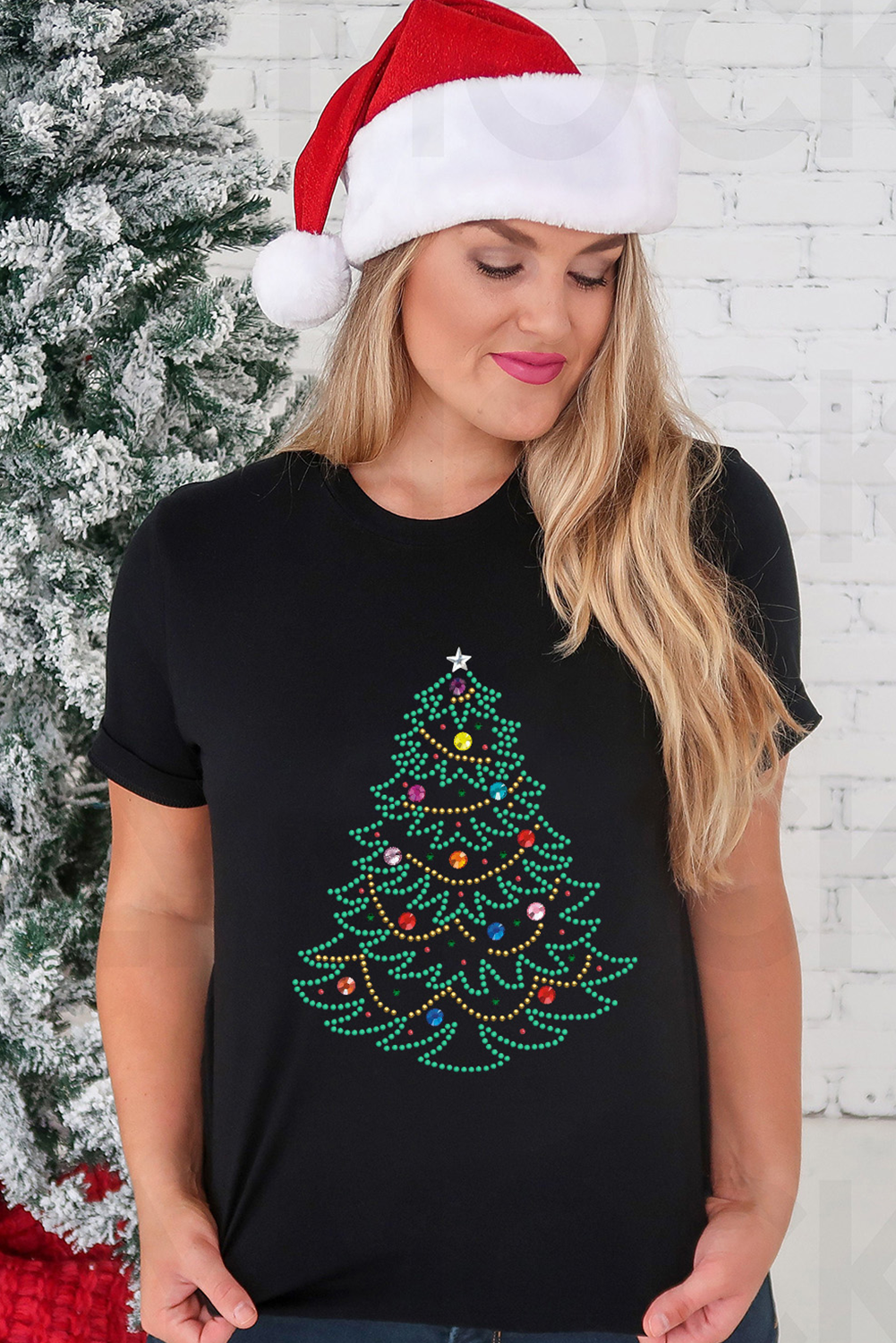Christmas Tree Round Neck Graphic Tee